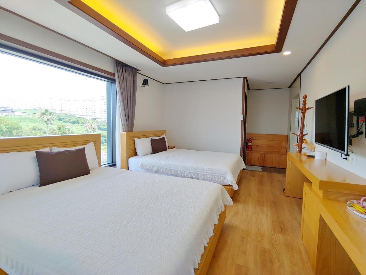 Fellisia Hotel Seogwipo Esterno foto