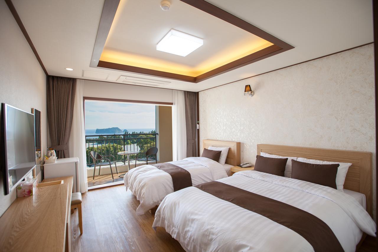 Fellisia Hotel Seogwipo Esterno foto