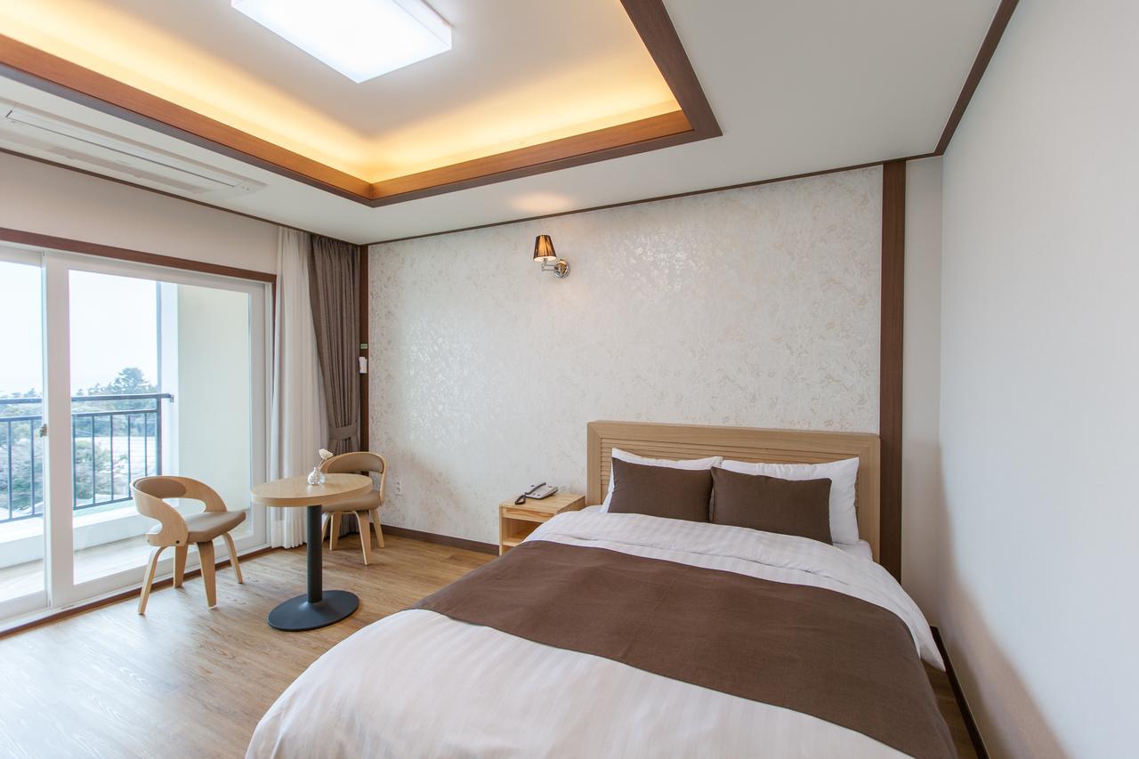 Fellisia Hotel Seogwipo Esterno foto