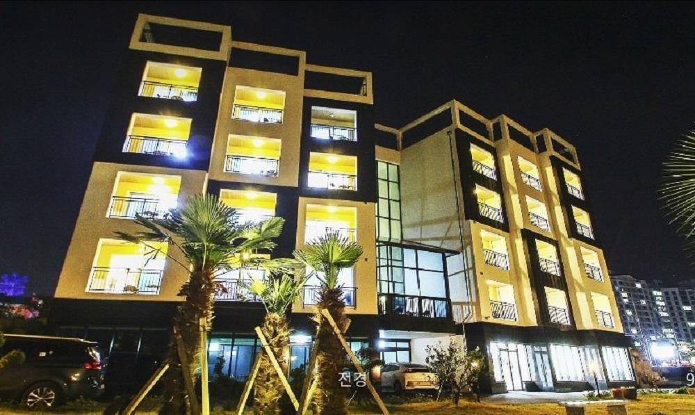 Fellisia Hotel Seogwipo Esterno foto